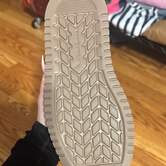 KOOLABURRA BY UGG ULTRA MINI PLATFORM BOOT - Picture 4 of 6